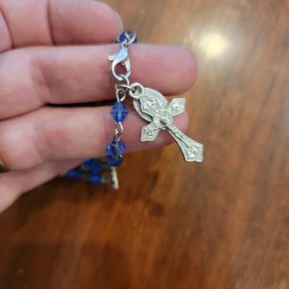 Rosary Bracelet w Blue Faceted Beads & Silver Cross - Picture 3 of 8